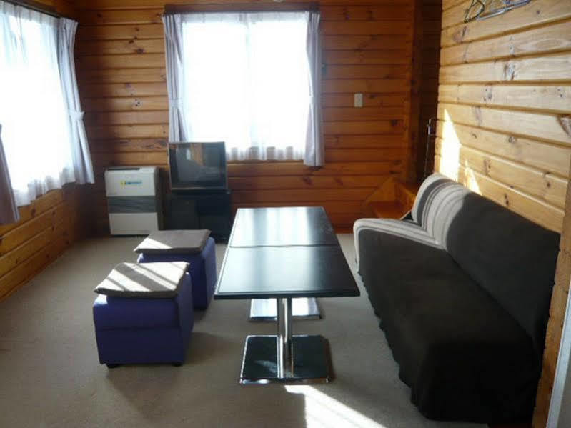 Hakuba Happo Log Chalets Экстерьер фото